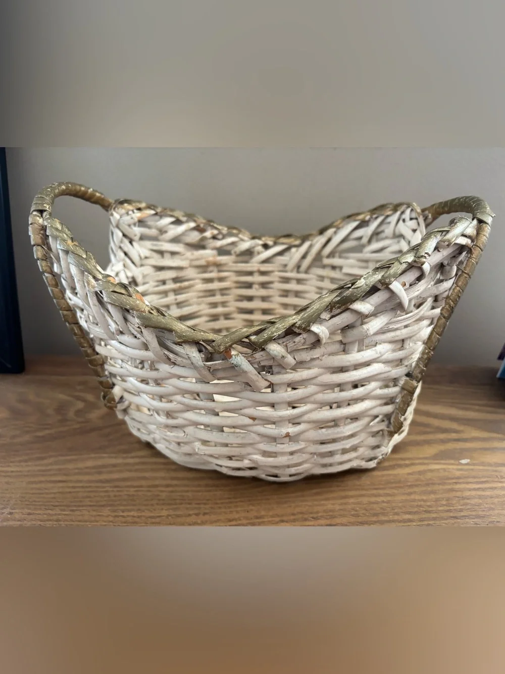 Vintage Handwoven Oval White Basket Gold Trim 12”x9”